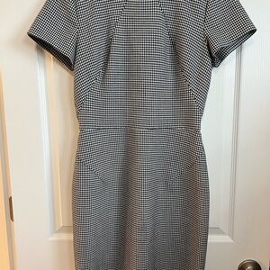 Banana Republic Black and White Houndstooth Dress